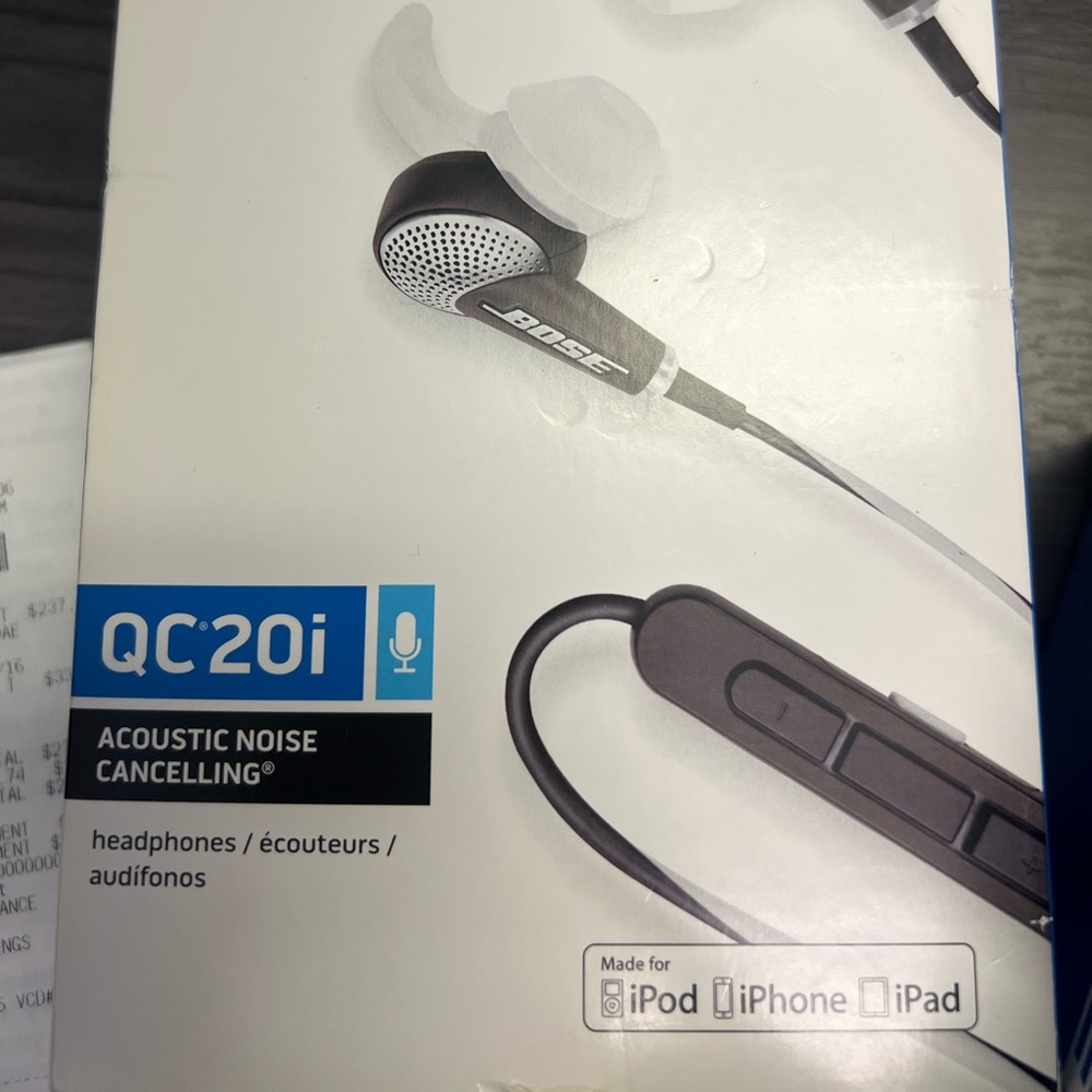 Bose QC 20i noise canceling headphones
